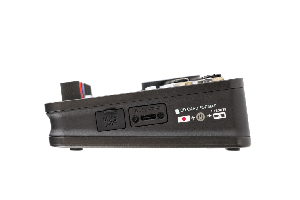 LiveTrak L6 Mixer/Recorder P380