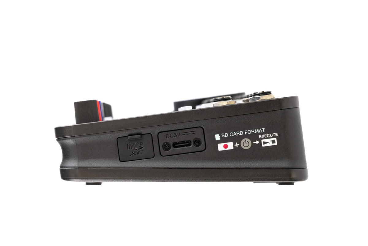 LiveTrak L6 Mixer/Recorder P380