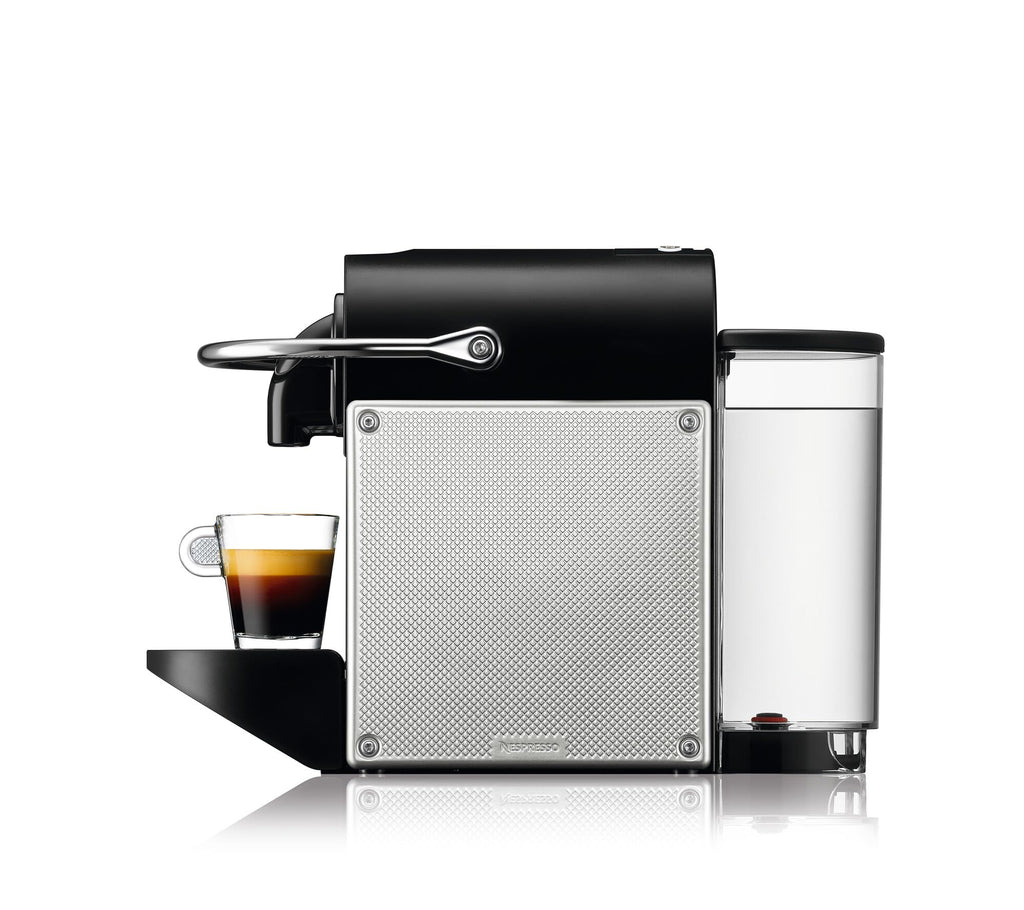 Compact Espresso Machine with 19-Bar Pump O4787